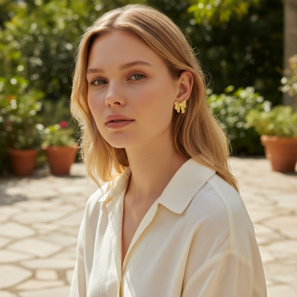 Buva solid bow earrings