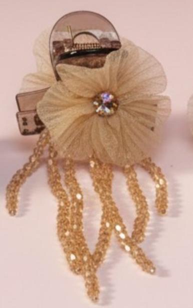 Luxe tulle charm clip