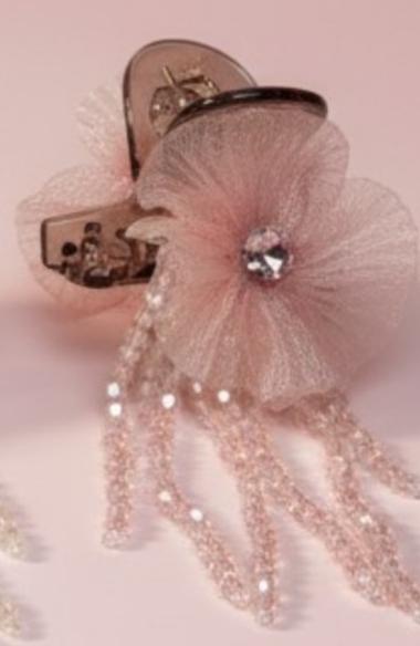 Luxe tulle charm clip